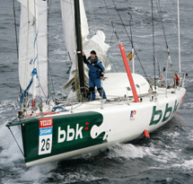 Velux 5 Oceans:
venti freddi e avarie
